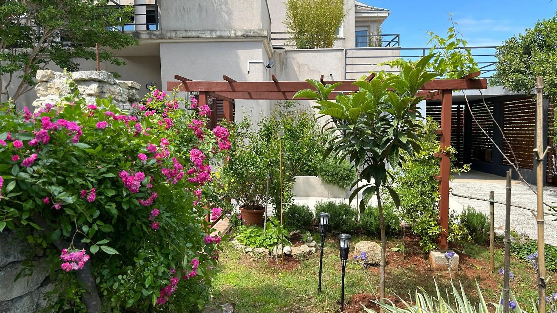 Pretty Little Thing Called Teranino Pula Apartment
